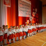 Uroczystości z okazji Święta Niepodległości organizowane przez Przedszkole nr 3 w Sandomierzu / Grażyna Szlęzak-Wójcik / Radio Kielce