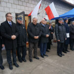 Dziurów. Przekazanie pojazdu ratowniczo-gaśniczego Ochotniczej Straży Pożarnej / Grażyna Szlęzak-Wójcik / Radio Kielce