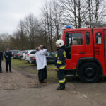 Dziurów. Przekazanie pojazdu ratowniczo-gaśniczego Ochotniczej Straży Pożarnej / Grażyna Szlęzak-Wójcik / Radio Kielce