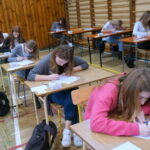 Wielkie dyktando techniczne z Zespole Szkół Zawodowych nr 1 w Kielcach / Michał Kita / Radio Kielce