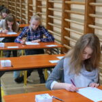 Wielkie dyktando techniczne z Zespole Szkół Zawodowych nr 1 w Kielcach / Michał Kita / Radio Kielce