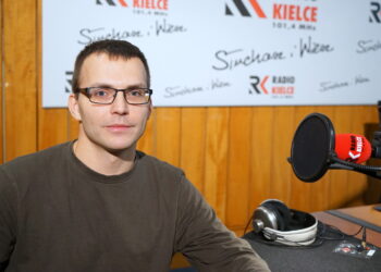 dr Łukasz Piątek, kardiolog, z II Kliniki Kardiologii w Świętokrzyskim Centrum Kardiologii Wojewódzkiego Szpitala Zespolonego w Kielcach / Kamil Król / Radio Kielce