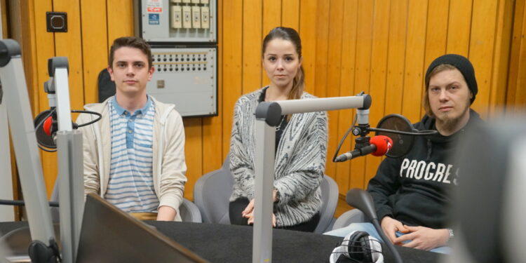 Pokolenie M. Od lewej: Marcin Różyc, Monika Miller i Maksymilian Przybylski / Karol Żak / Radio Kielce