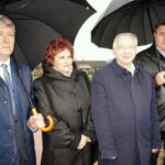 Od lewej: Mirosław Seweryn, wójt Mirca, Danuta Krępa, starosta starachowicki, poseł PiS Krzysztof Lipiec, Jan Zawisza wiceprzewodniczący Rady Gminy Mirzec / Tomasz Piwko / Radio Kielce