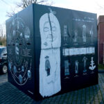 Suchedniów. Sześcian przed Suchedniowskim Ośrodkiem Kultury "Kuźnica" / Tomasz Piwko / Radio Kielce