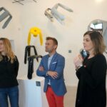 Kielce. Wystawa prac Oskara Zięty w Instytucie Dizajnu. Na zdjęciu: Anna Śliwa, Krzysztof Kucharczyk, Monika Stoińska / Katarzyna Prędotka / Radio Kielce