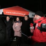 Busko-Zdrój. Protest kupców przeciwko planom władz miasta, które chcą przenieść pasaż handlowy / Piotr Michalski / Radio Kielce