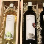 Tokarnia. Wręczenie certyfikatów marki "Świętokrzyska Kuźnia Smaków". Prezentacja produktów / Krzyszfof Bujnowicz / Radio Kielce