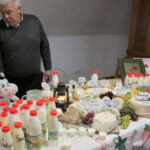 Tokarnia. Wręczenie certyfikatów marki "Świętokrzyska Kuźnia Smaków". Prezentacja produktów / Krzyszfof Bujnowicz / Radio Kielce