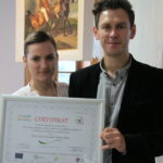 Tokarnia. Wręczenie certyfikatów marki "Świętokrzyska Kuźnia Smaków". Prezentacja produktów / Krzyszfof Bujnowicz / Radio Kielce