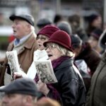 Kielce. Obchody Święta Niepodległości - wspólne śpiewanie pieśni patriotycznych / Jarosław Kubalski / Radio Kielce