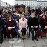 Kielce. Obchody Święta Niepodległości - wspólne śpiewanie pieśni patriotycznych / Jarosław Kubalski / Radio Kielce