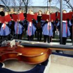 Kielce. Obchody Święta Niepodległości - wspólne śpiewanie pieśni patriotycznych / Jarosław Kubalski / Radio Kielce