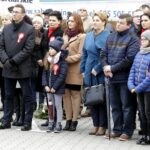 Nowa Słupia. Odsłonięcie pomnika na "Skałce" po renowacji / Jarosław Kubalski / Radio Kielce