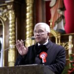 Odsłonięcie tablicy poświęconej poległym policjantom na służbie w obronie Rzeczpospolitej. Poseł PiS Krzysztof Lipiec / Jarosław Kubalski / Radio Kielce