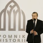 12 nowych obiektów zostało wpisanych na listę Pomników Historii. Wicepremier, minister kultury i dziedzictwa narodowego Piotr Gliński / Jarosław Kubalski / Radio Kielce