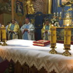 25.11.2017 Obrazów. Uroczyste wprowadzenie obrazu Świętej Rodziny, który przeszedł renowację / Grażyna Szlęzak-Wójcik / Radio Kielce