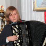 Koncert pieśni patriotycznych w Ostrowcu Św. / Anna Głąb / Radio Kielce