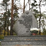 Sulejówek. Skwer Niepodległości. Kopiec Współtwórców Niepodległości / Jarosław Kubalski / Radio Kielce