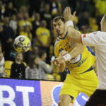 21.11.2017 Kielce. Mecz PGNiG Superligi. PGE Vive Chrobry Głogów. Krzysztof Lijewski / Jarosław Kubalski / Radio Kielce