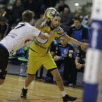 21.11.2017 Kielce. Mecz PGNiG Superligi. PGE Vive Chrobry Głogów. Denis Bombać / Jarosław Kubalski / Radio Kielce