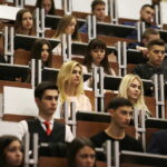 22.11.2017 Kielce. UJK. Stypendia dla studentów z Winnicy / Jarosław Kubalski / Radio Kielce