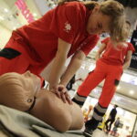 25.11.2017 Kielce. Badania profilaktyczne w Galerii Korona / Jarosław Kubalski / Radio Kielce