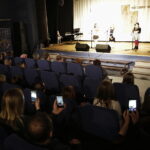 26.11.2017 Suchedniów. Koncert dzieci i młodzieży suchedniowskich szkół „Dla ciebie mamo" zachęcający kobiety do badań profilaktycznych / Jarosław Kubalski / Radio Kielce