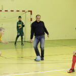 29.11.2017 Kielce. SP nr 1. Otwarcia 24 Grudniowego Turnieju Trójek Piłkarskich. Właściciel Korony Dieter Burdenski / Jarosław Kubalski / Radio Kielce