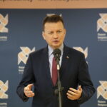 Podsumowanie programu "Razem bezpieczniej". Minister Spraw Wewnętrznych i Administracji Mariusz Błaszczak / Jarosław Kubalski / Radio Kielce