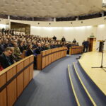 Kielce. Minister Mariusz Błaszczak wziął udział w spotkaniu dotyczącym sprawozdań z realizacji Programu Modernizacji Służb Mundurowych oraz jego wpływu na poprawę bezpieczeństwa w woj. świętokrzyskim / Jarosław Kubalski / Radio Kielce