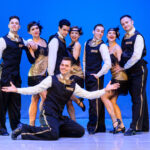 Kostiumy do najnowszego spektaklu KTT. „Zobacz jazz. Hymn od life & Golden ages” / Bartosz Kruk