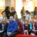 Potrzebuję rodziców od zaraz. Akcja Wojewody Świętokrzyskiego w Galerii Echo / Marzena Mąkosa / Radio Kielce