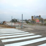 Oznakowanie poziome przy skrzyżowaniu ulic Tarnowskiej, księdza Jerzego Popiełuszki, Wapiennikowej i Pileckiego w Kielcach / Marzena Mąkosa / Radio Kielce