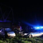 Samochód w rzece. Wypadek w gminie Morawica / Marzena Mąkosa / Radio Kielce