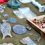 Giełda kolekcjonerska w Wojewódzkim Domu Kultury / Marzena Mąkosa / Radio Kielce