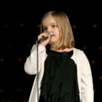 Międzynarodowy Festiwal Piosenkarzy Dziecięcych i Młodzieżowych im. Henryka Morysa i Andrzeja Litwina w Wojewódzkim Domu Kultury. Na zdjęciu : Ida Halska / Marzena Mąkosa / Radio Kielce