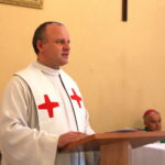 Światowy Dzień Ubogich. Na zdjęciu : ks. Krzysztof Banasik / Marzena Mąkosa / Radio Kielce