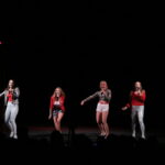 Międzynarodowy Festiwal Piosenkarzy Dziecięcych i Młodzieżowych im. Henryka Morysa i Andrzeja Litwina w Wojewódzkim Domu Kultury. Na zdjęciu Zespół SIDUS z Połańca / Marzena Mąkosa / Radio Kielce