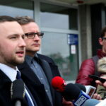 Konferencja prasowa w sprawie konsultacji i debaty dotyczącej przebudowy dworca PKP w Kielcach. Na zdjęciu : Michał Piasecki - Stowarzyszenie Homo Politicus, Wojciech Gwizdak - prezes Stowarzyszenia Architektów Polskich oddział w Kielcach / Marzena Mąkosa / Radio Kielce