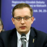 "Radykalny Islam - zagrożenie dla cywilizacji łacińskiej" - konferencja organizowana przez Regionalny Ośrodek Debaty Międzynarodowej w Kielcach. Na zdjęciu : Robert Winnicki / Marzena Mąkosa / Radio Kielce