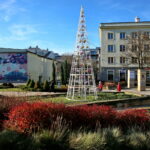 Choinka na Placu Artystów / Marzena Mąkosa / Radio Kielce