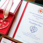 Uhonorowanie zasłużonych krwiodawców w Wojewódzkim Domu Kultury / Marzena Mąkosa / Radio Kielce