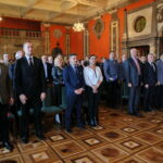 Uhonorowanie zasłużonych krwiodawców w Wojewódzkim Domu Kultury / Marzena Mąkosa / Radio Kielce