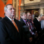 Uhonorowanie zasłużonych krwiodawców w Wojewódzkim Domu Kultury / Marzena Mąkosa / Radio Kielce