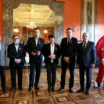 Uhonorowanie zasłużonych krwiodawców w Wojewódzkim Domu Kultury / Marzena Mąkosa / Radio Kielce