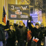 Pikieta KODu pod Sądem Okręgowym / Marzena Mąkosa / Radio Kielce