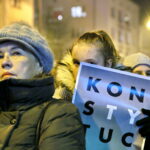 Pikieta KODu pod Sądem Okręgowym / Marzena Mąkosa / Radio Kielce