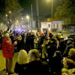 Pikieta KODu pod Sądem Okręgowym / Marzena Mąkosa / Radio Kielce