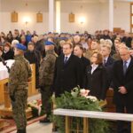 Uroczystości pogrzebowe Ludwika Machalskiego "Mnicha" / Grażyna Szlęzak-Wójcik / Radio Kielce